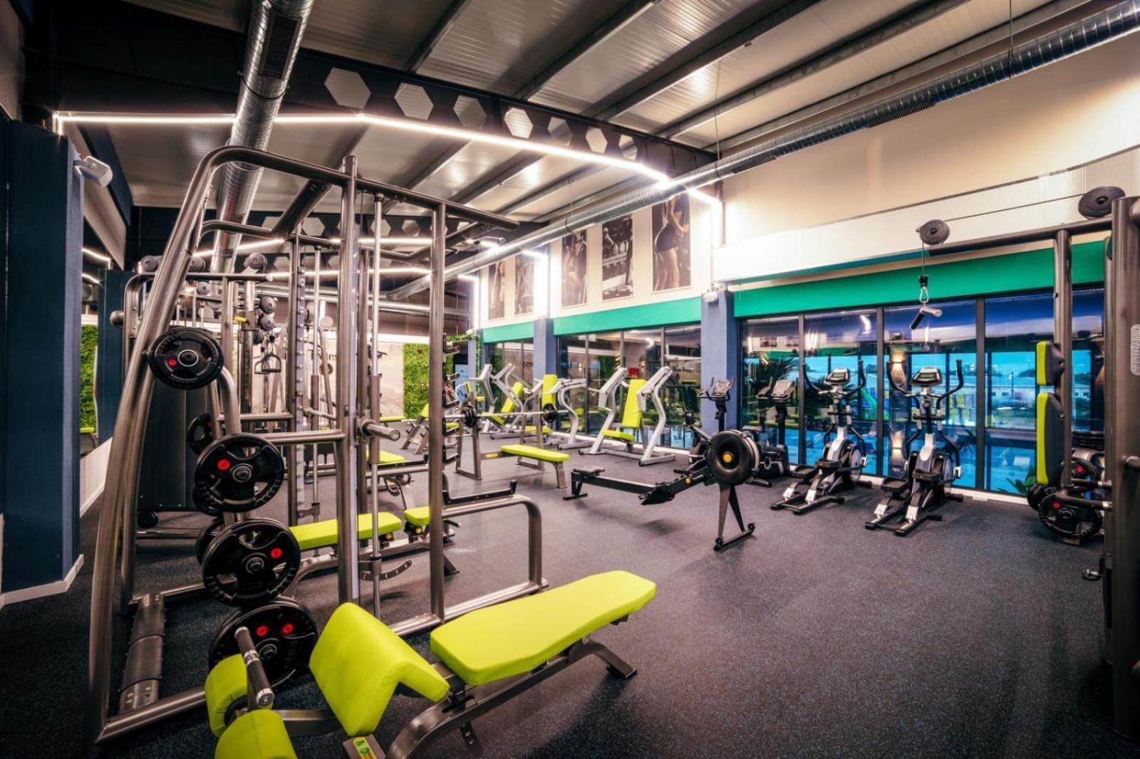 Rădăuţi Hotel Nordic Twins & Wellness מראה חיצוני תמונה