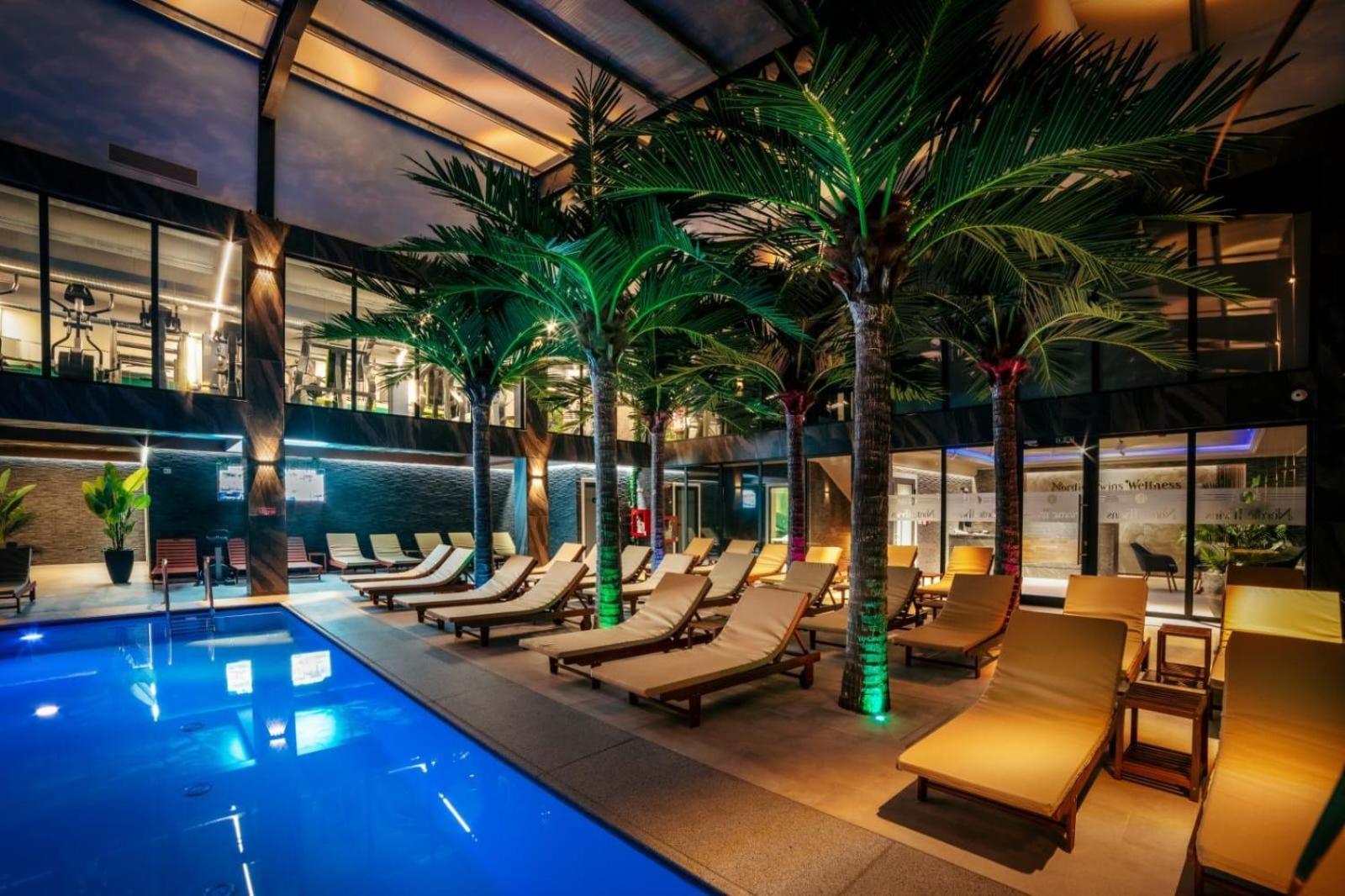 Rădăuţi Hotel Nordic Twins & Wellness מראה חיצוני תמונה