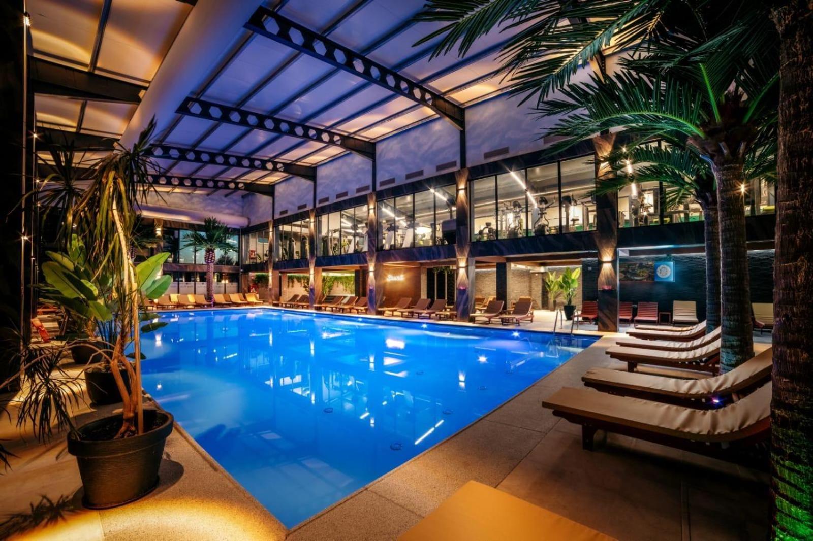 Rădăuţi Hotel Nordic Twins & Wellness מראה חיצוני תמונה