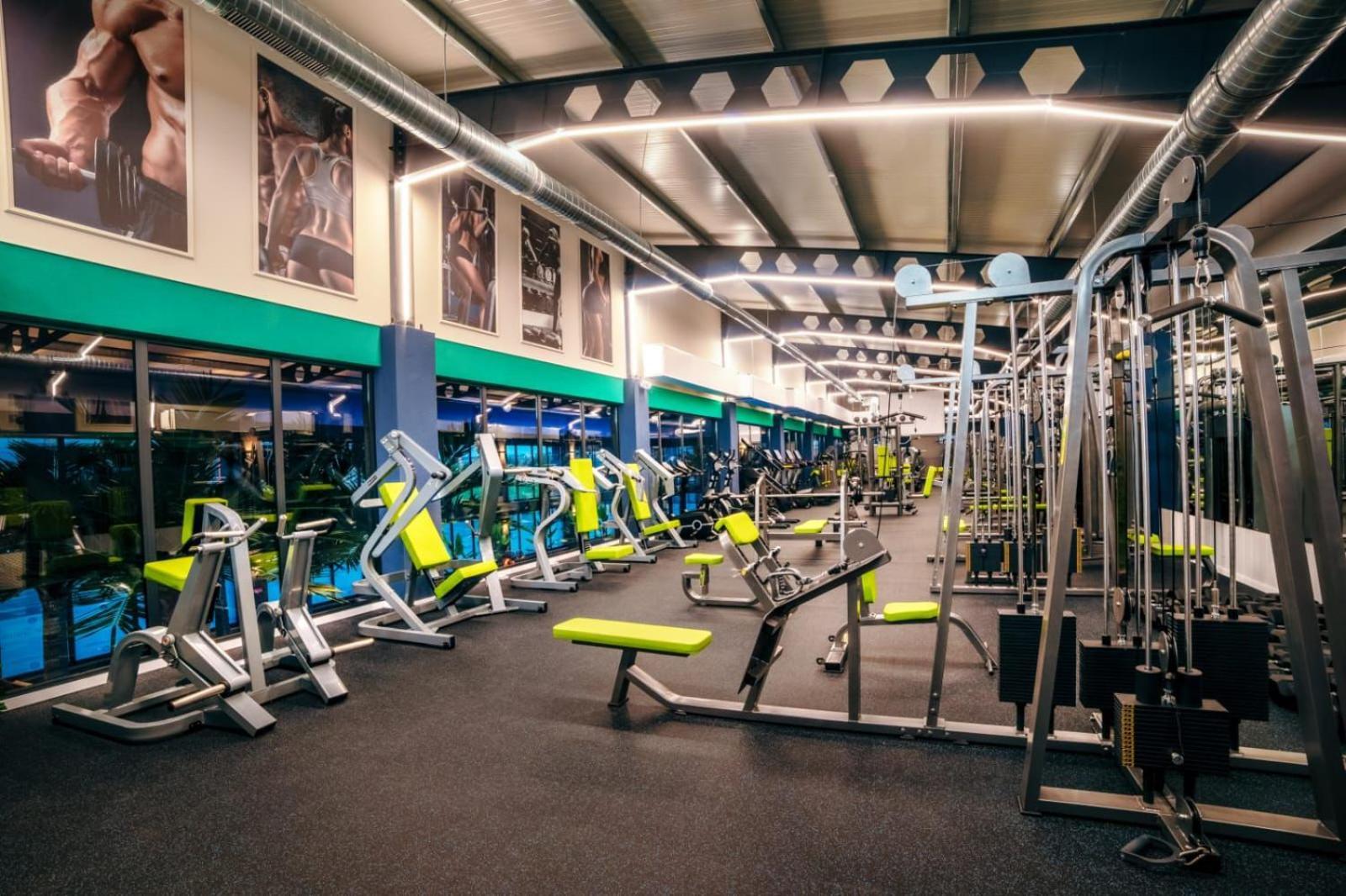 Rădăuţi Hotel Nordic Twins & Wellness מראה חיצוני תמונה